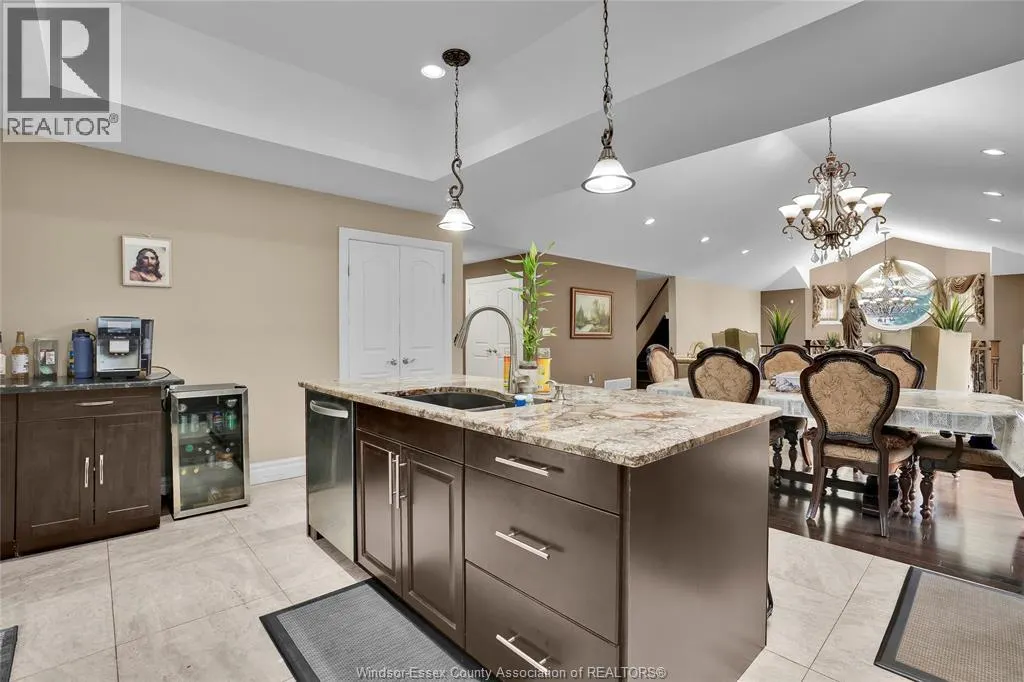 3035 BRIDGEWAY