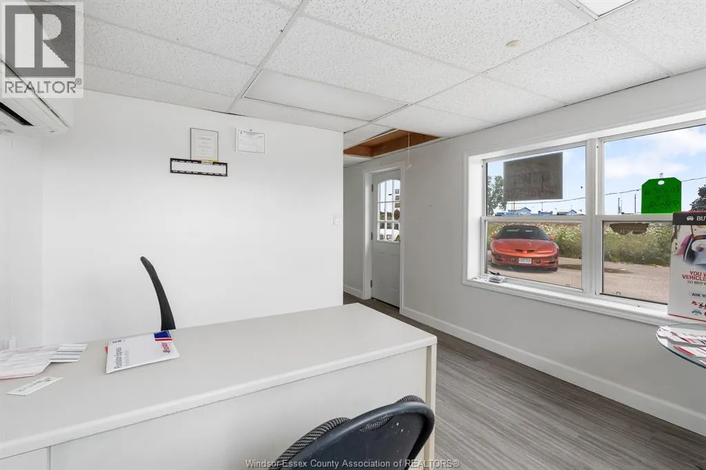 6642 TECUMSEH ROAD East