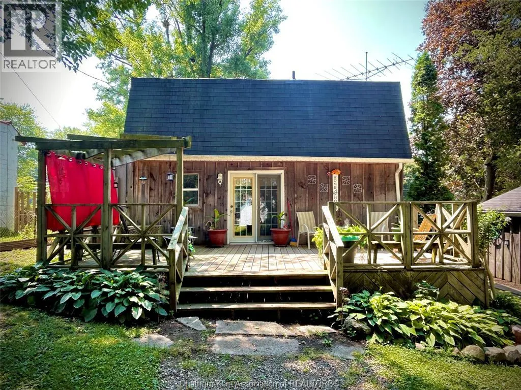 21 Albert AVENUE