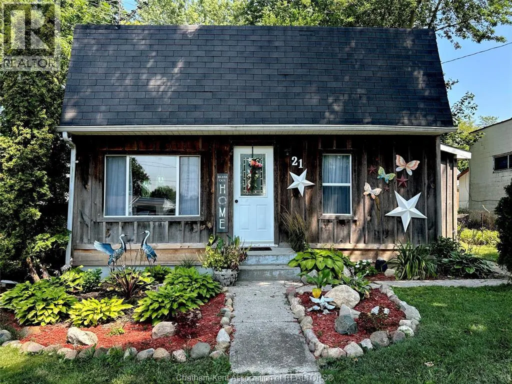 21 Albert AVENUE