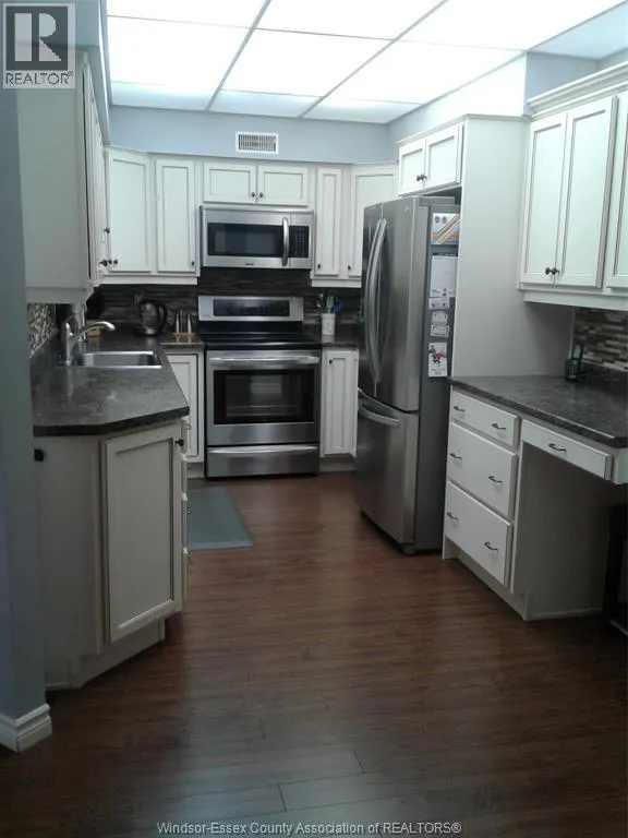 3855 SOUTHWINDS Unit# 303