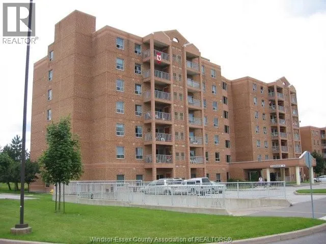 3855 SOUTHWINDS Unit# 303