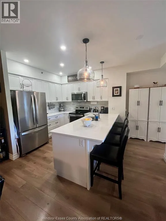 6 Park Unit# 302