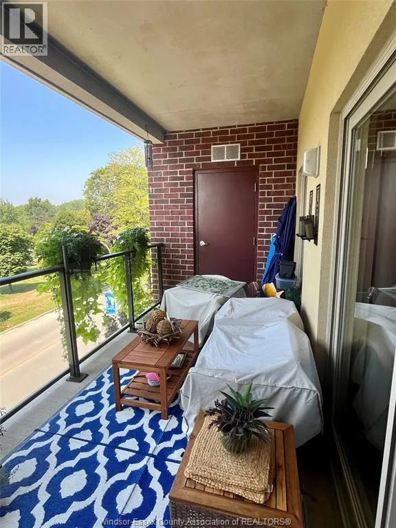 6 Park Unit# 302