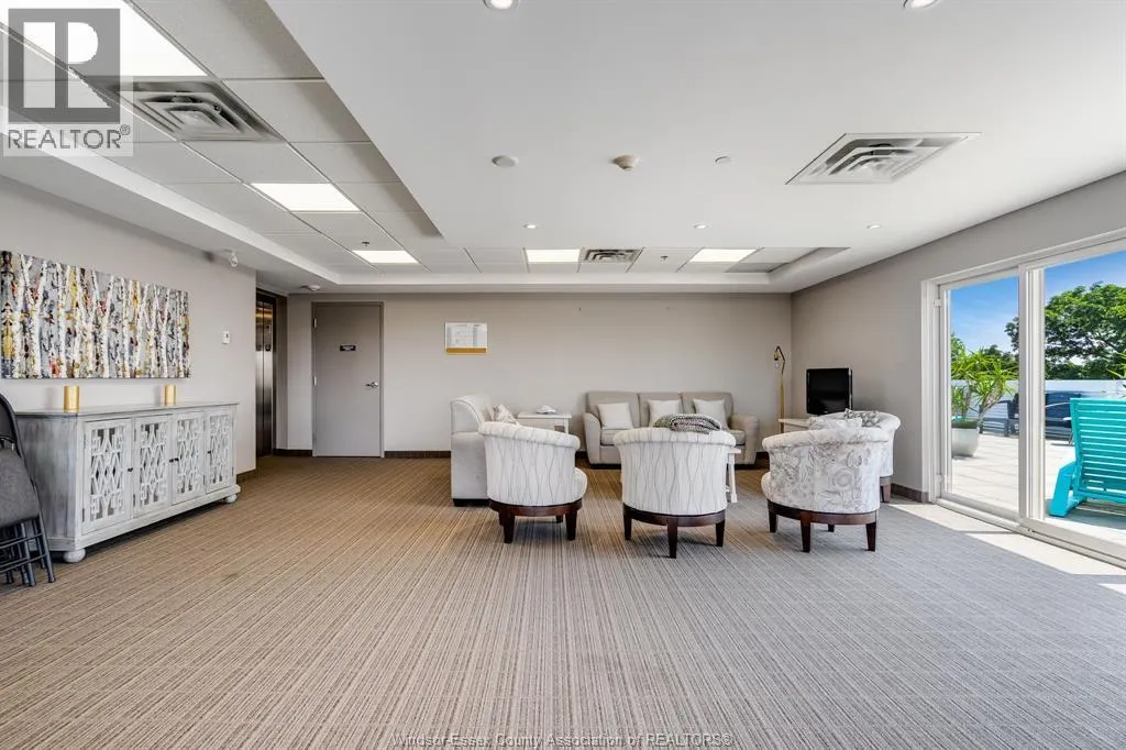 6 Park Unit# 302