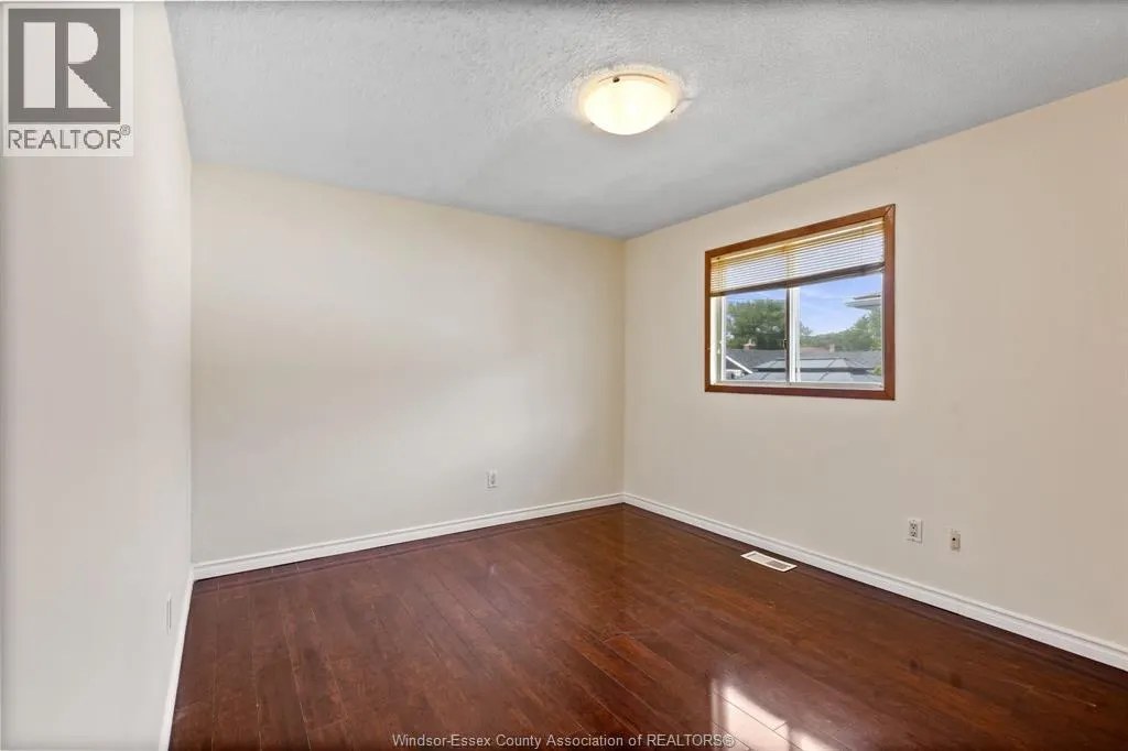 2943 JEFFERSON