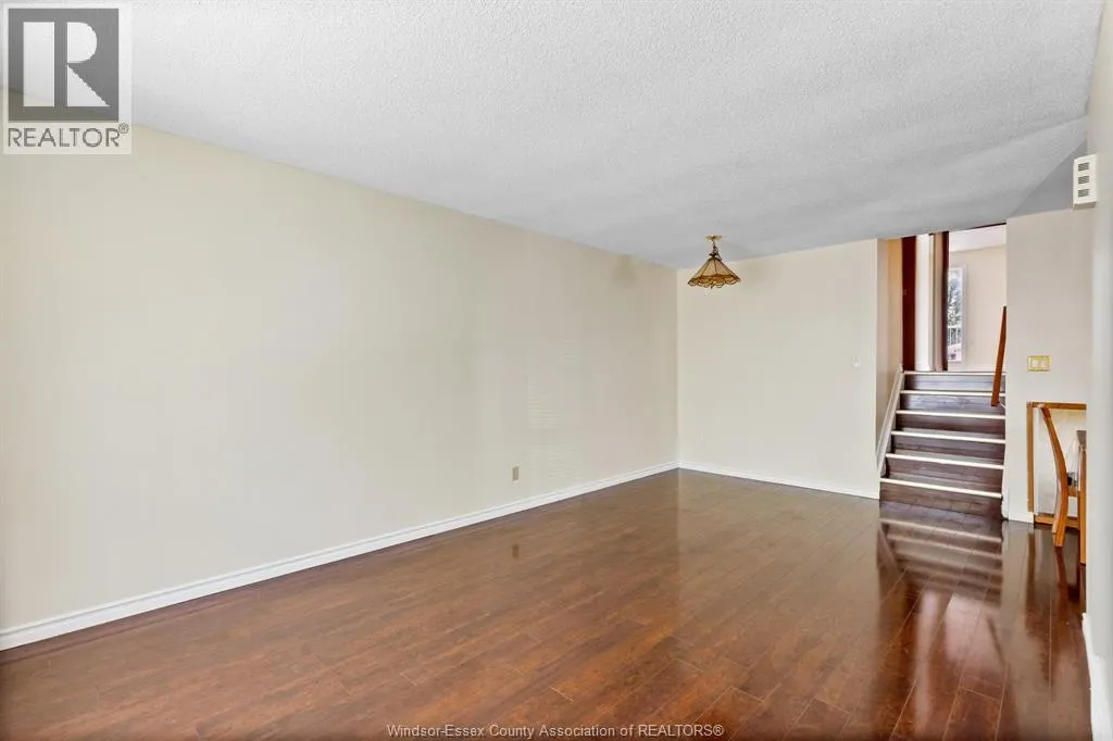 2943 JEFFERSON