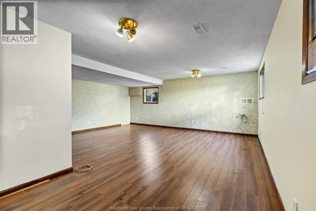 2943 JEFFERSON