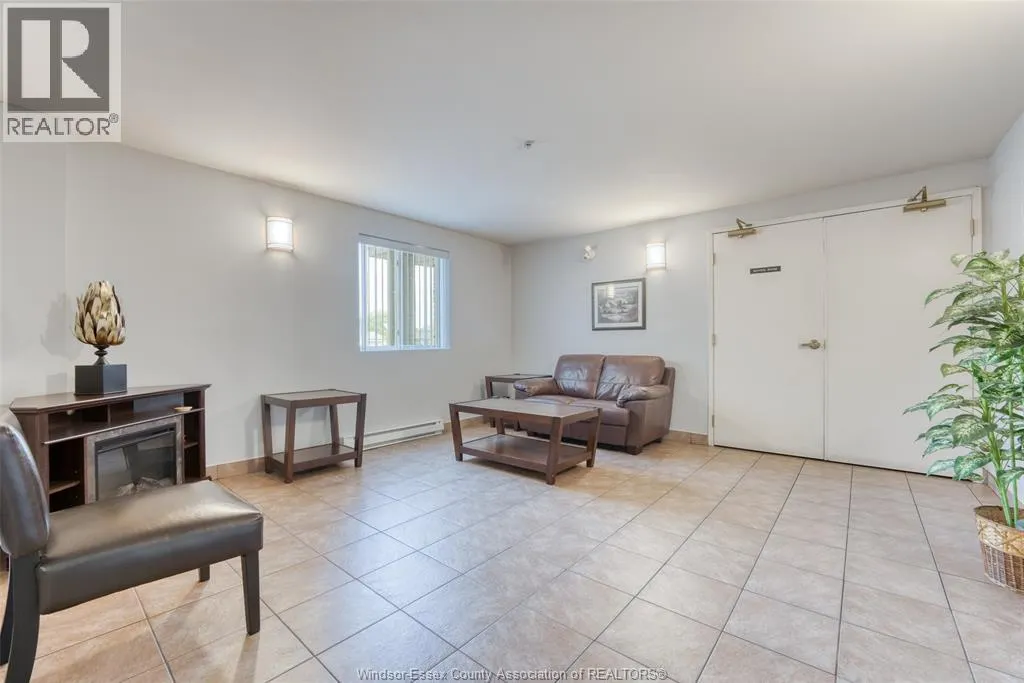 2650 Sandwich West PARKWAY Unit# 411