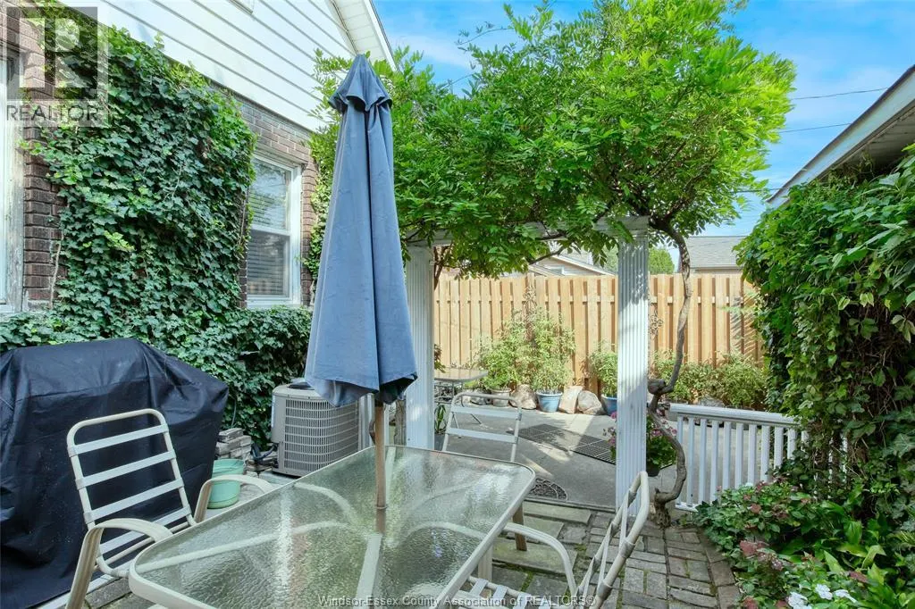 1664 DUFFERIN