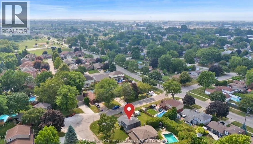 115 Parkwood DRIVE