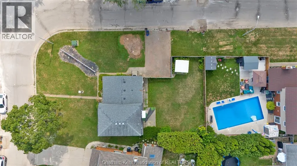 115 Parkwood DRIVE