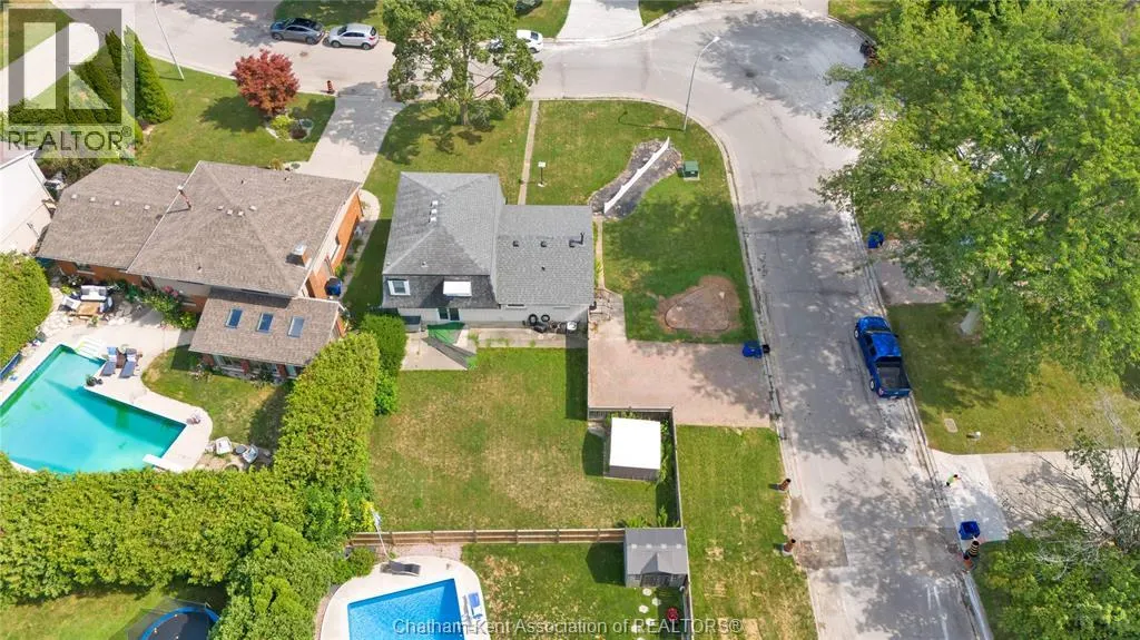 115 Parkwood DRIVE