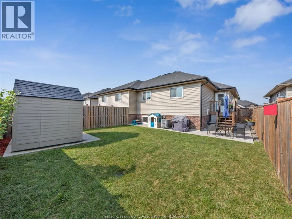 3142 VIOLA CRESCENT