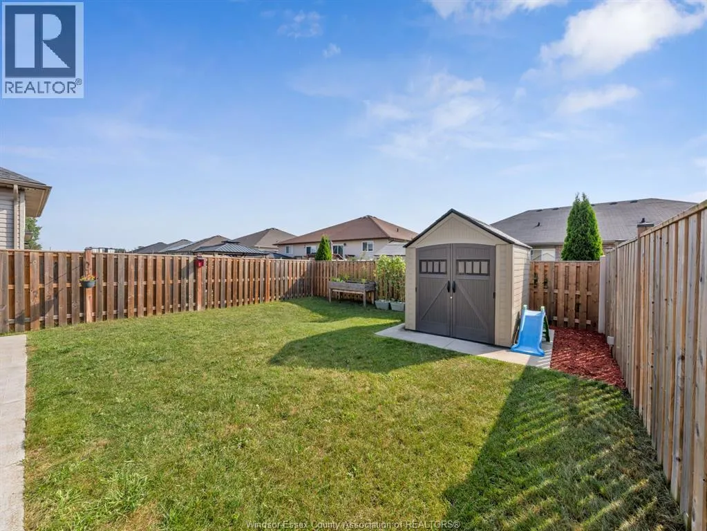 3142 VIOLA CRESCENT