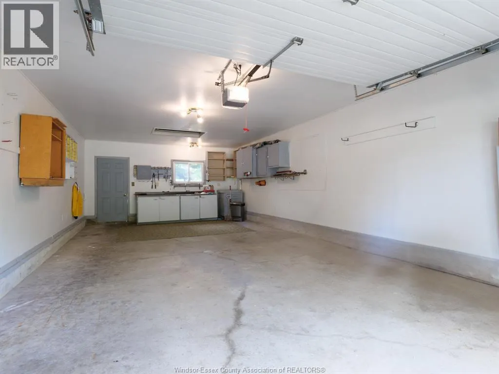 1050 REAUME ROAD