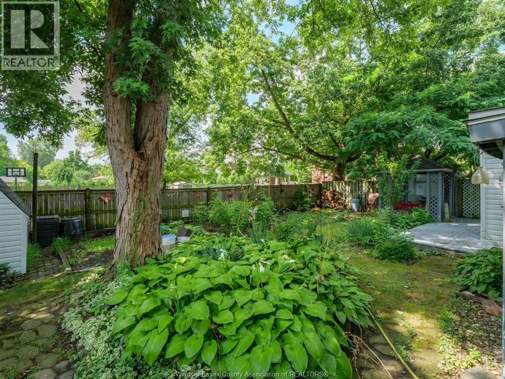 1050 REAUME ROAD