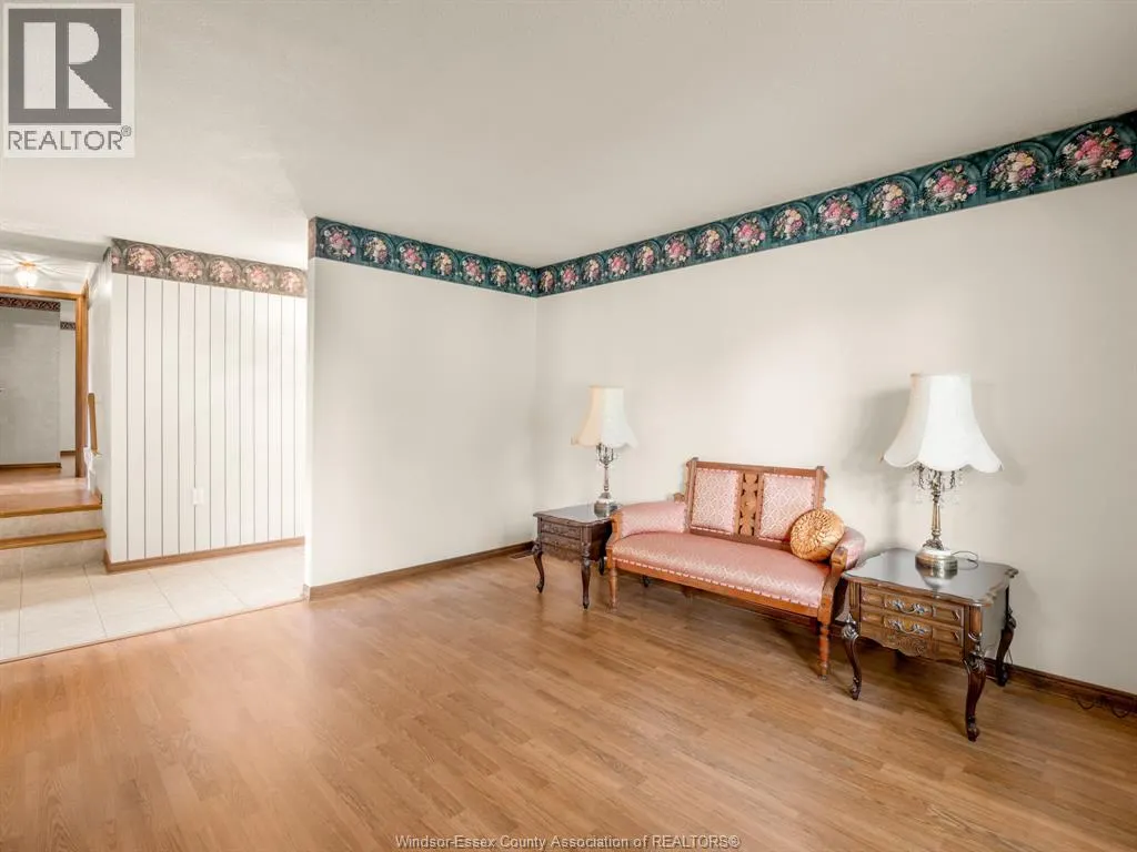 1050 REAUME ROAD