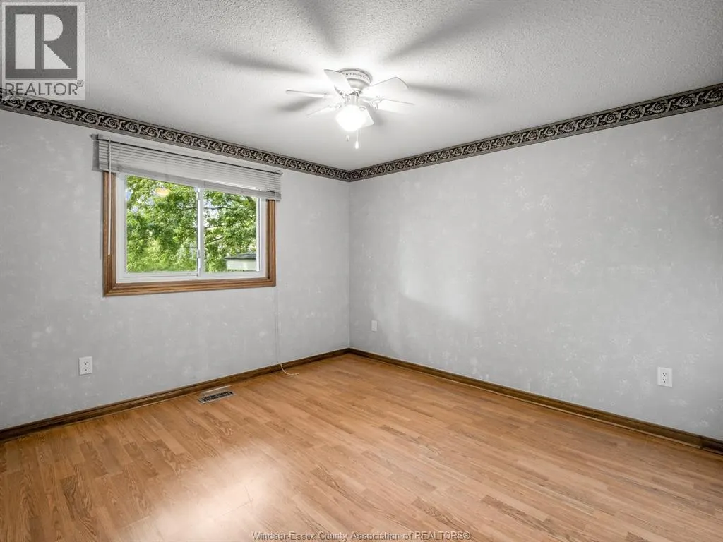 1050 REAUME ROAD