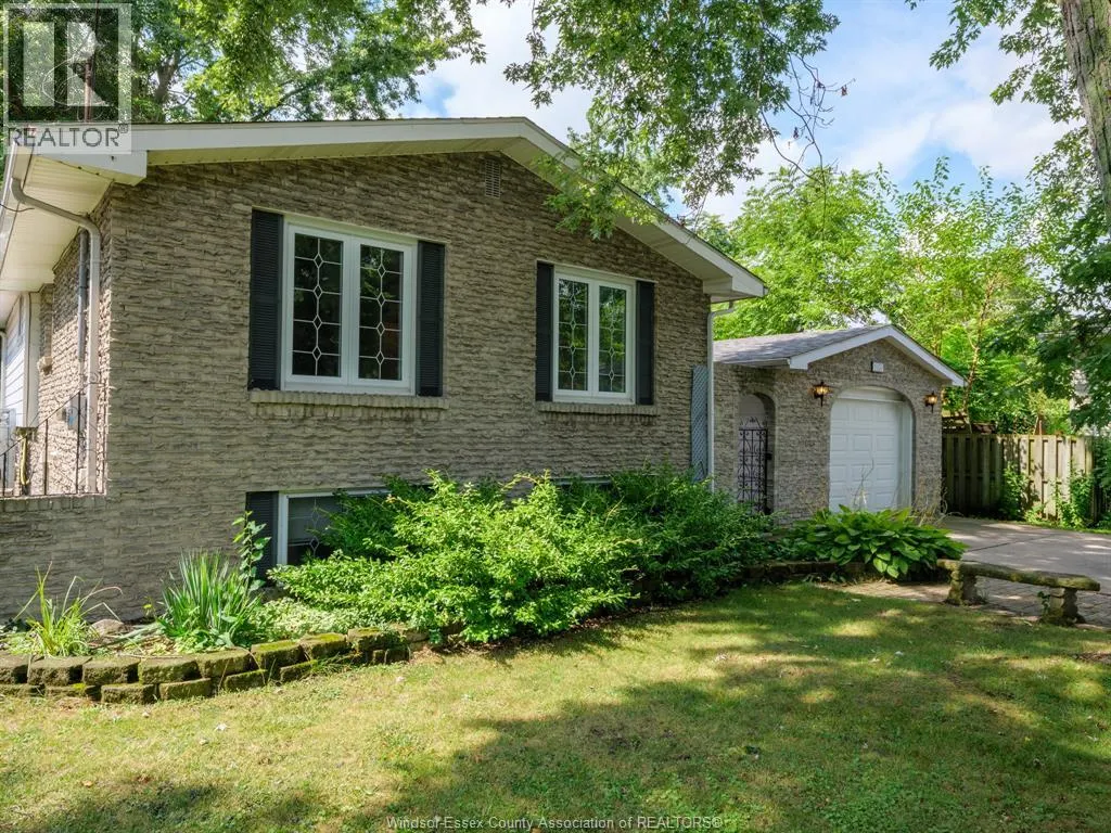 1050 REAUME ROAD