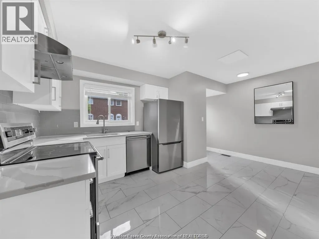 2785 MEADOWBROOK LANE