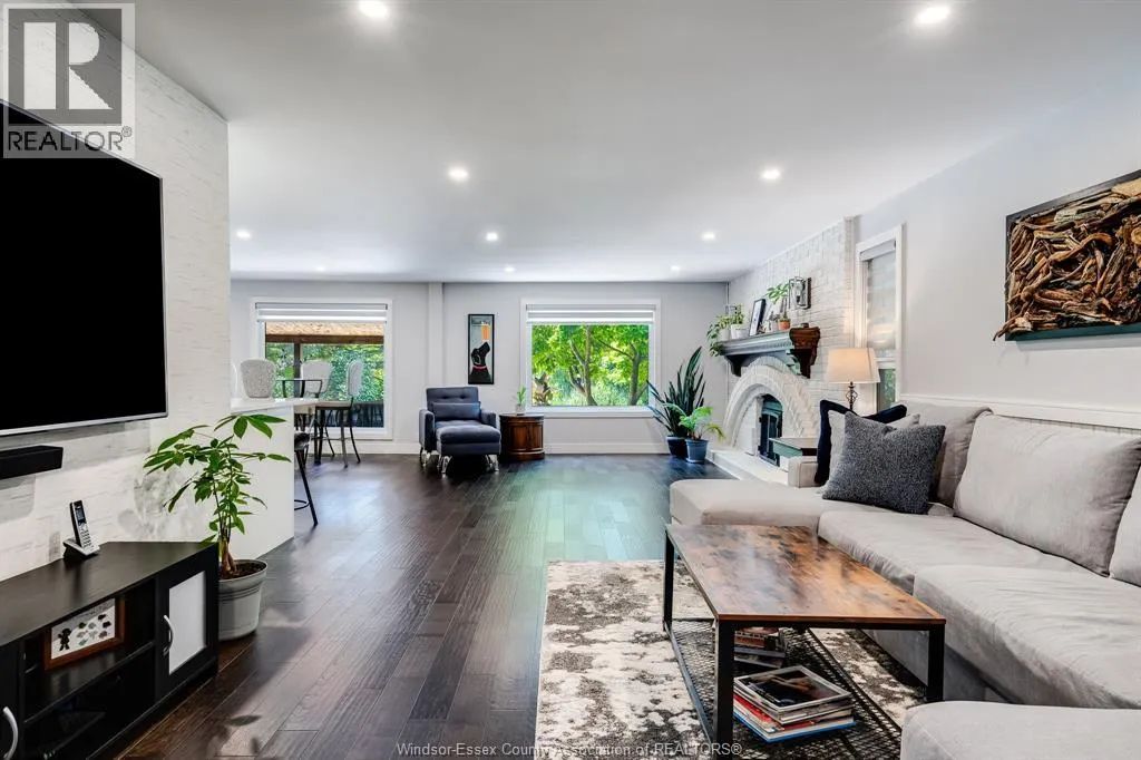 415 EAST PUCE ROAD