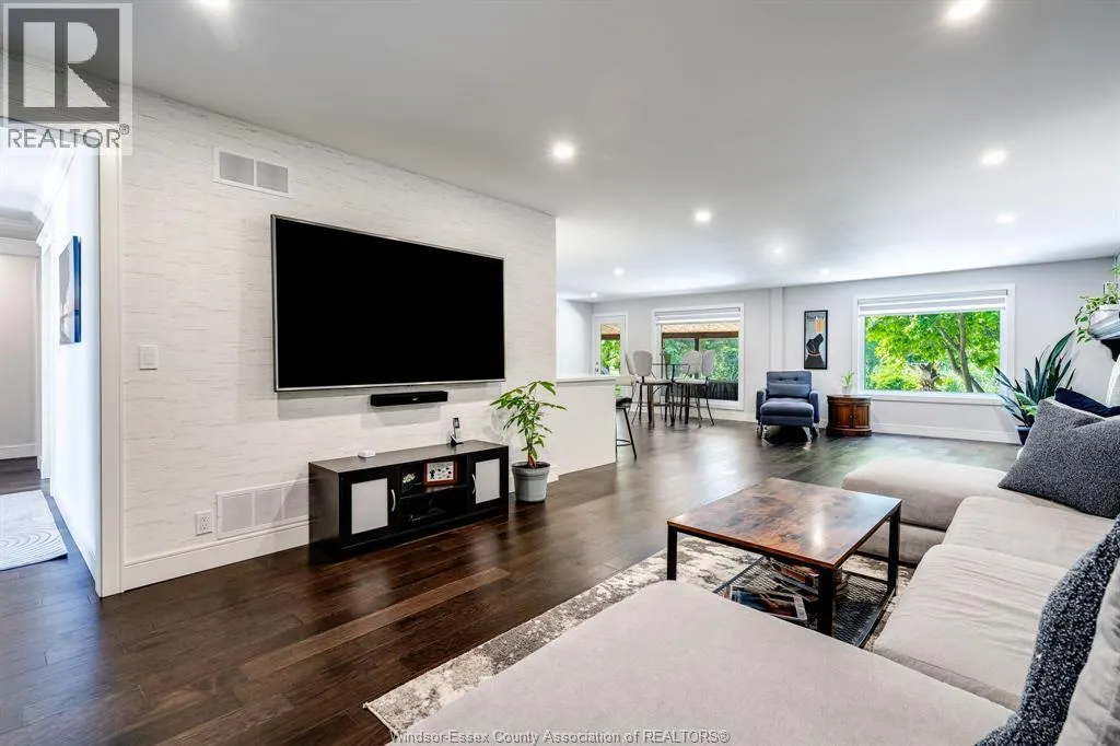 415 EAST PUCE ROAD