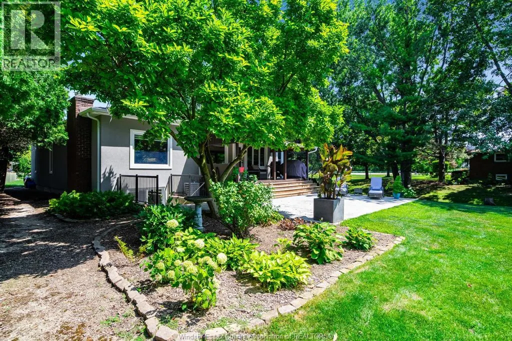 415 EAST PUCE ROAD