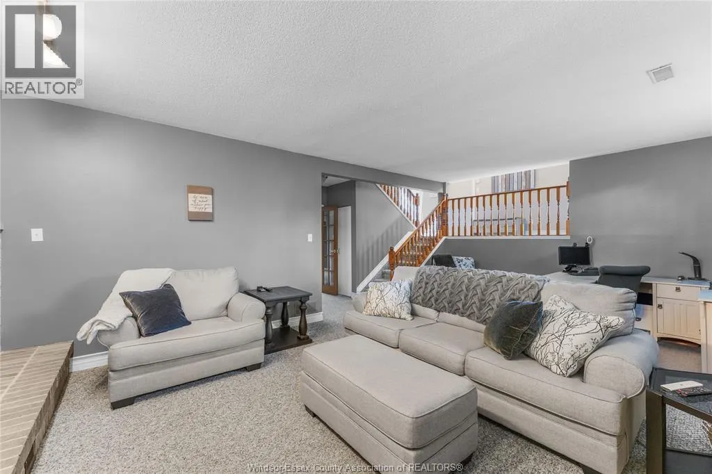 1475 SUGARWOOD CRESCENT