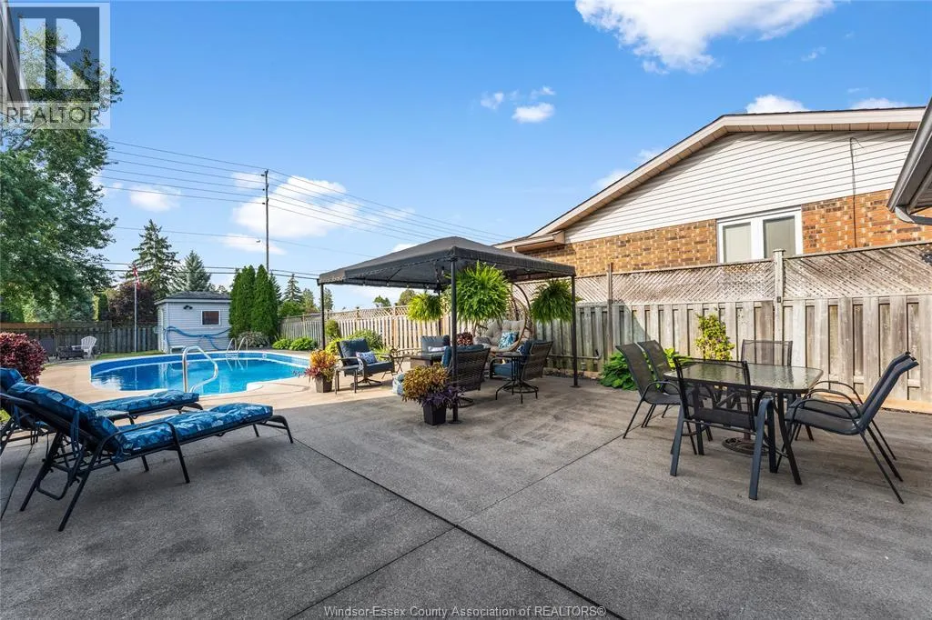 1475 SUGARWOOD CRESCENT
