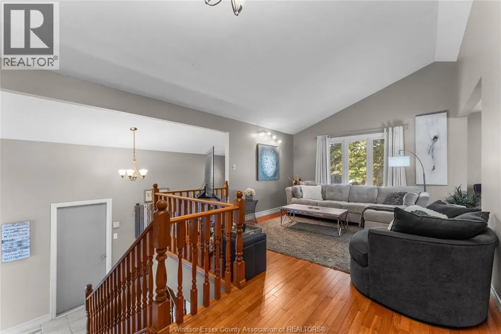 1475 SUGARWOOD CRESCENT
