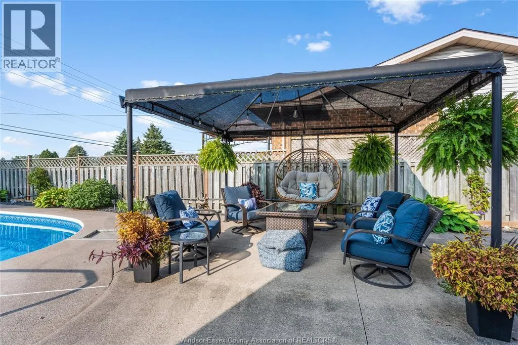 1475 SUGARWOOD CRESCENT