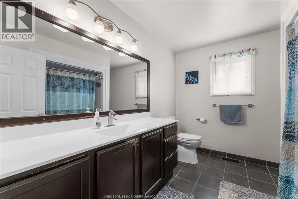 1475 SUGARWOOD CRESCENT