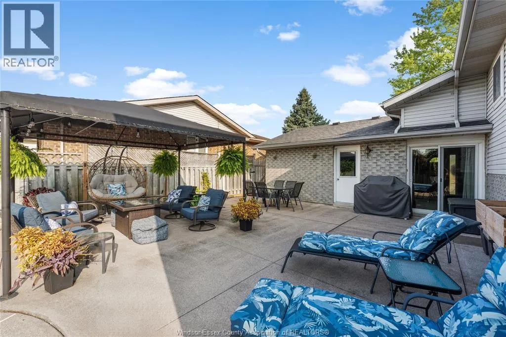 1475 SUGARWOOD CRESCENT