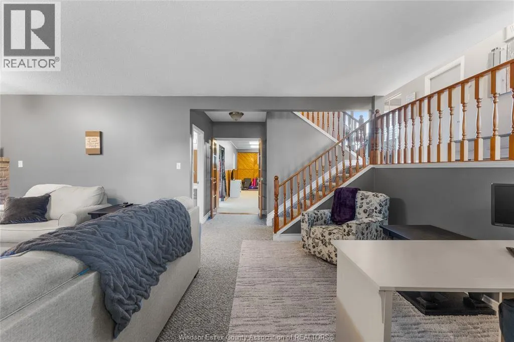 1475 SUGARWOOD CRESCENT