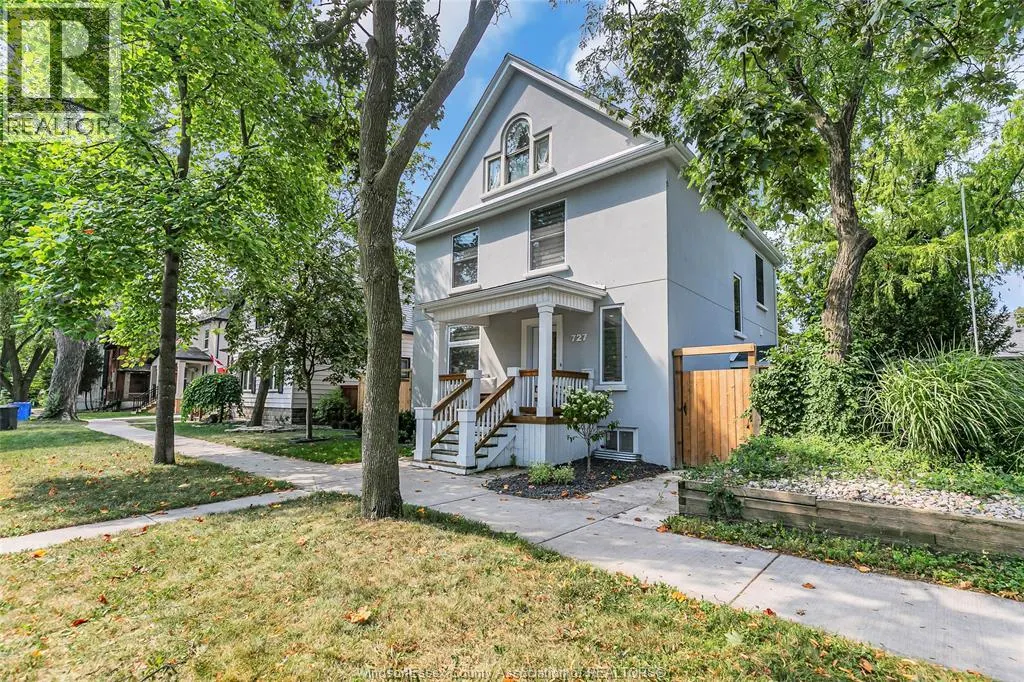 727 ARGYLE ROAD