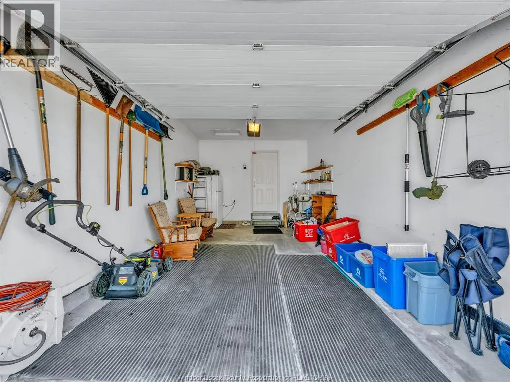 341 RIDGEVIEW PLACE NORTH
