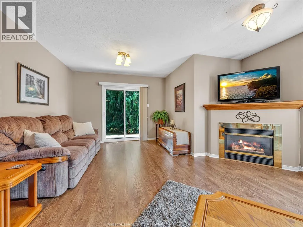 341 RIDGEVIEW PLACE NORTH
