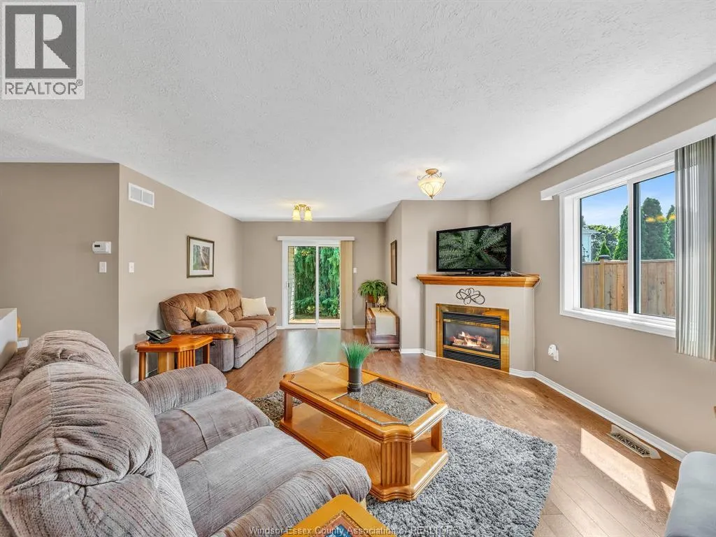 341 RIDGEVIEW PLACE NORTH