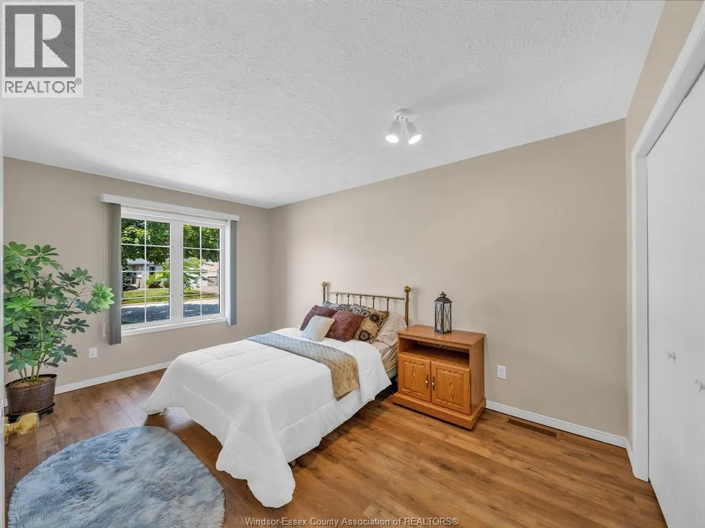 341 RIDGEVIEW PLACE NORTH