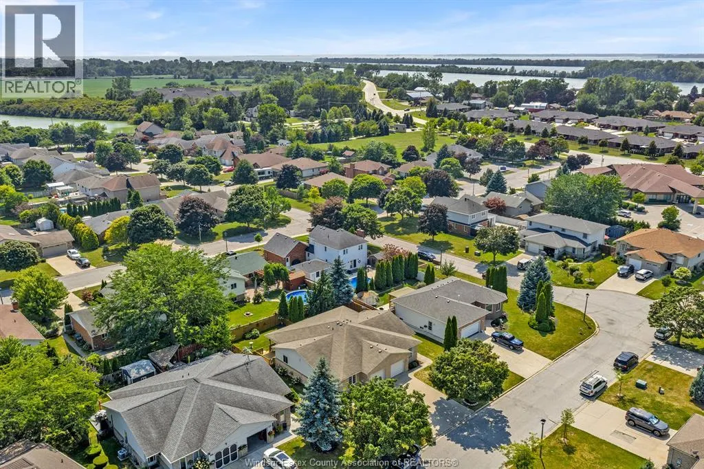 341 RIDGEVIEW PLACE NORTH