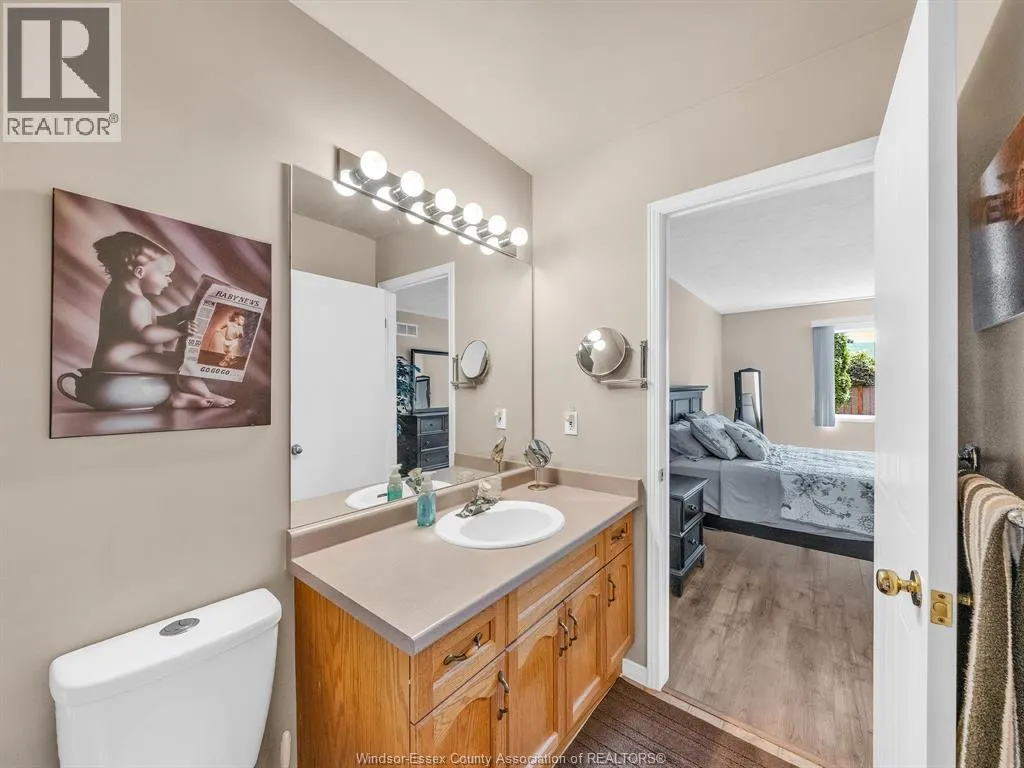 341 RIDGEVIEW PLACE NORTH