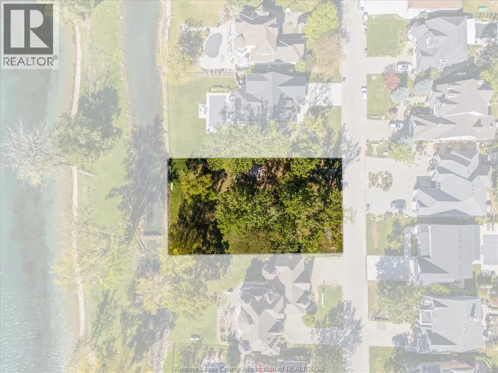 290 CRYSTAL BAY DRIVE
