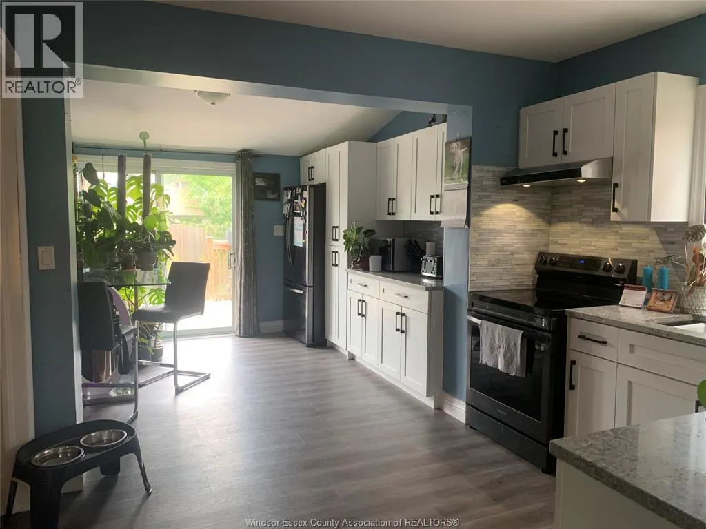 1223 ELSMERE
