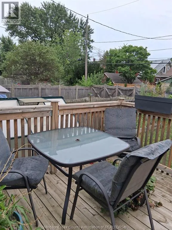 1223 ELSMERE