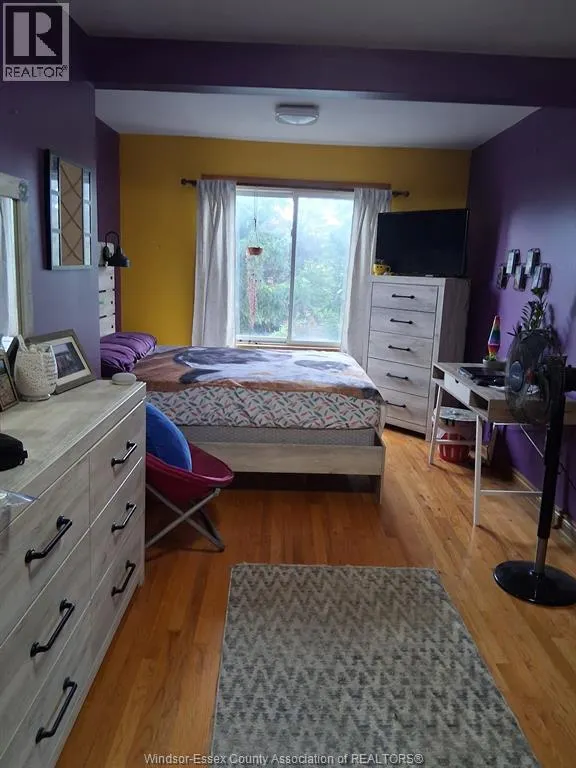 1223 ELSMERE