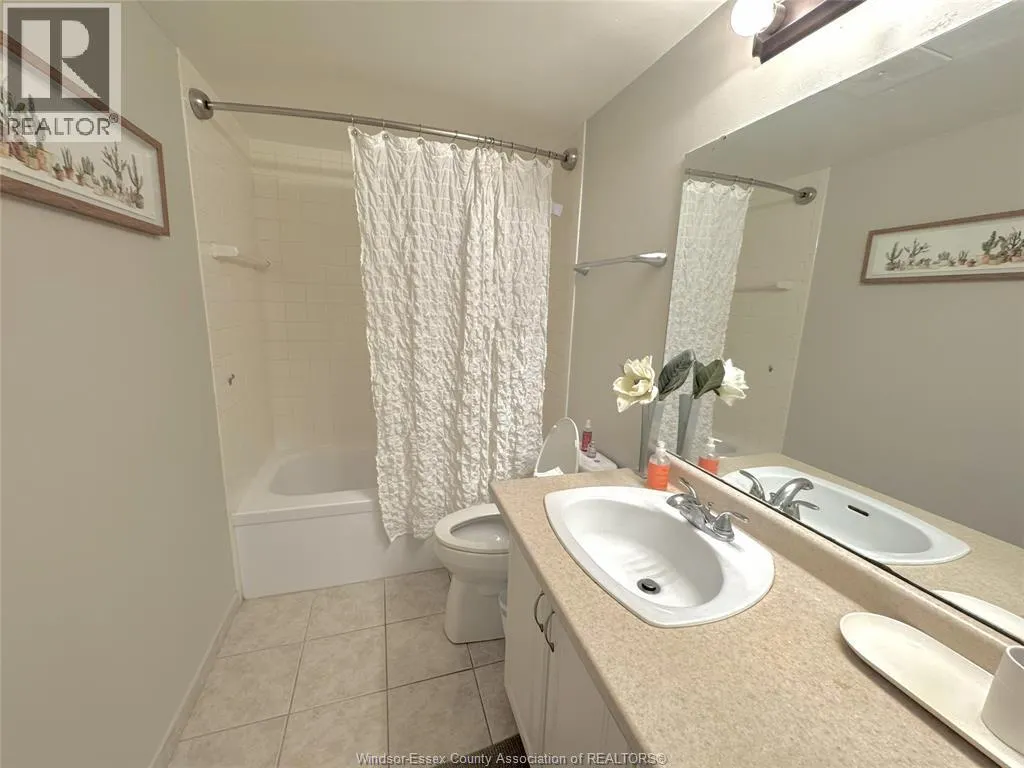 8591 RIVERSIDE DRIVE East Unit# 904