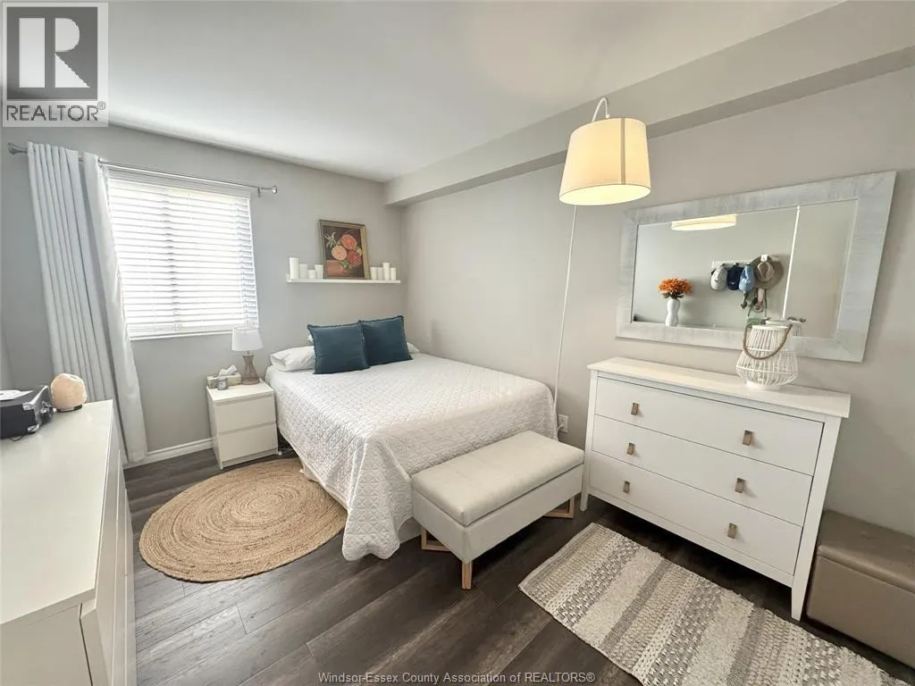 8591 RIVERSIDE DRIVE East Unit# 904