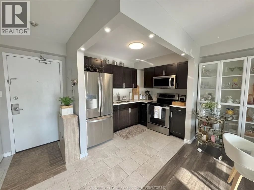 8591 RIVERSIDE DRIVE East Unit# 904
