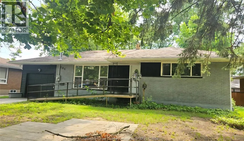 184 ELLIS STREET